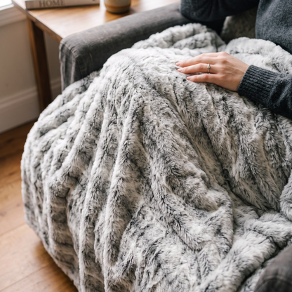Faux Fur Throw Blanket close-up detail